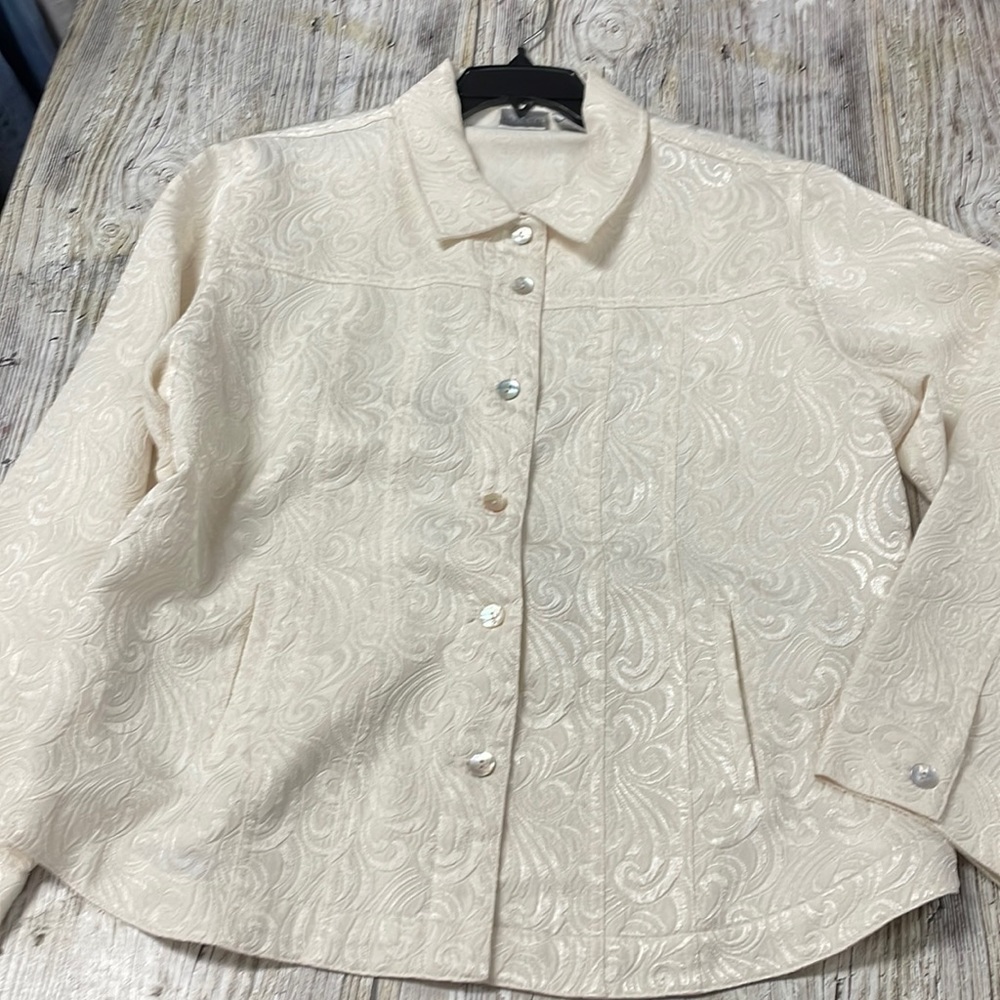 Chicos Lightweight Floral Button Collared Jacket … - image 1